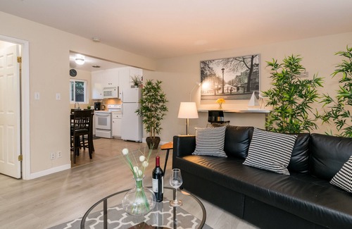 Downtown North Apartment | "Gem “ in Downtown Palo Alto Stanford