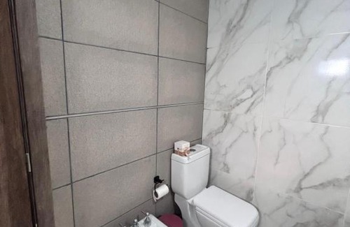 General Roca House | General Roca hermosa habitacion con baño privado