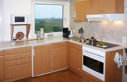 Pellworm Apartment | Generously furnished apartment with panoramic views over the island.