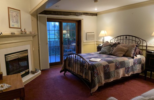 Mumford Bed & Breakfast | Genesee Country Inn B&B