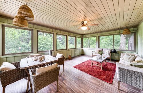 Williams Bay House | Geneva Lake Adventures Family Retreat with Patio