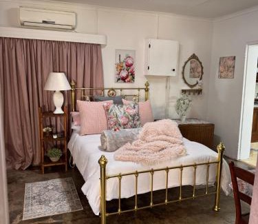 Britstown Apartment | Gentle Snooze Inn