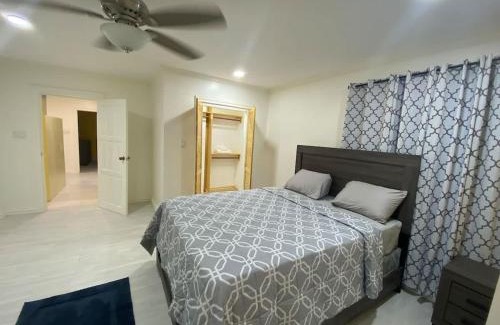 Georgetown House | Gentlemen's Suite - 3 Bedroom