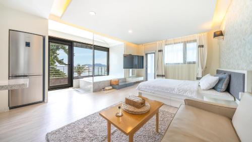 Geoje House | Geoje Break Time Pension