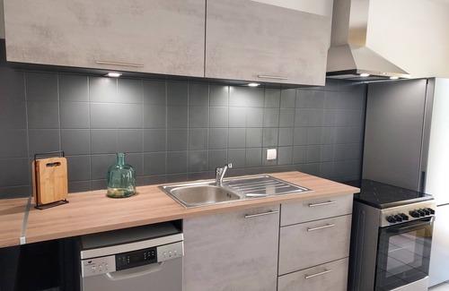Saint-Georges-sur-Baulche Apartment | Georges, un Appartement au Look Chic Rustique