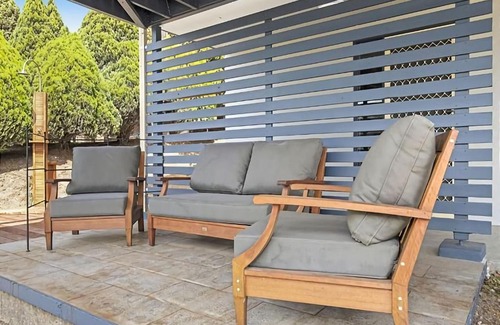 Malua Bay House | George Bass Drive 569 On The Beach Living