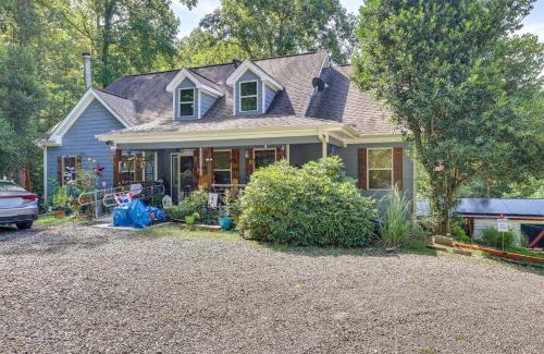 Young Harris Apartment | Georgia Home with 2 Fire Pits and Creek Access!