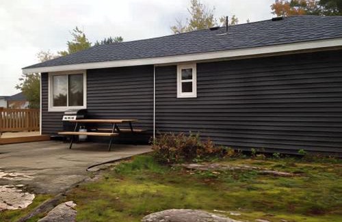 Carling House | Georgian Bay Lakeview Cottage - Rockwood #5