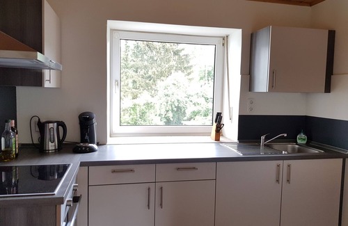 Gees Apartment | Geräumige Frisch Renovierte Wohnung Mitte in der Vulkaneifel