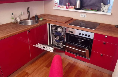 Helpfau-Uttendorf Apartment | Geräu. Ground floor apartment with terrace in the village center with 8 bedrooms. 2 bathrooms and a kitchen