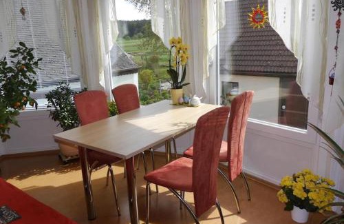 Großdietmanns House | Gertis Blumenhof Privatzimmer, Ferienwohnung