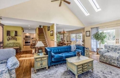 Westhampton House | Get out of city. Luxury Family Retreat; Pool, Putting Green, great outdoor deck