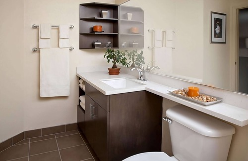Horsham Apartment | Get Some Refreshing Rest! Free Parking, Pet-friendly Property, Near Lukens Park
