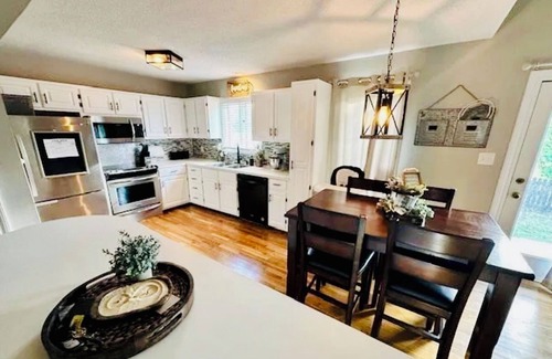 Greenville House | Getaway 5 Min to ECU Hospital & University