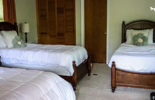 Waynesboro Hotel | Getaway at Crockett's Lookout
