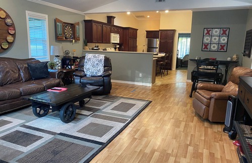 Crescent City Apartment | Getaway in the Redwoods