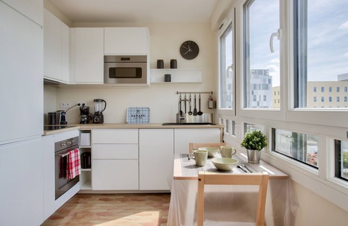 Ile de Nantes Palais des Congres Apartment | Getaway on Nantes island overlooking the Loire
