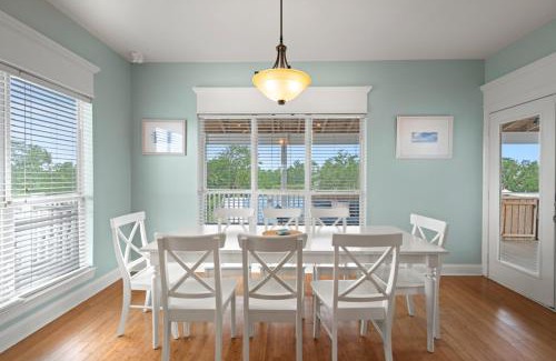 Shoreline Park House | Getting Nauti at the Bay