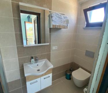 Ezine Hotel | Geyikli Paris Otel