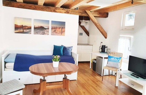 Gross-Gerau Apartment | Gg01 Ferienwohnung, 30 qm, Wohn-/schlafzimmer, Balkon, Max. 3 Personen