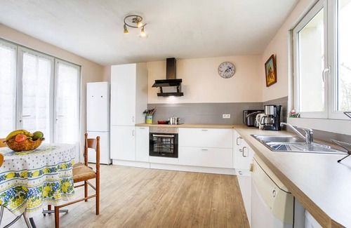 Pont-d'Ouilly House | GHK vacation homes -Garden-Wi-fi parking