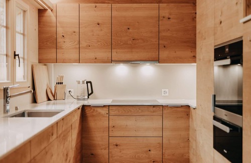 Saanenmöser Apartment | Giferblick by Interhome