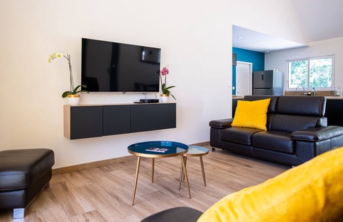 Saumur House | Gite 10 Pers Saumur Piscine & SPA