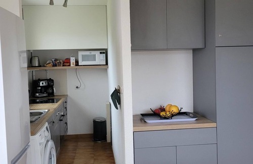 Lama Apartment | Gite 6 Personnes Avec Piscine Partagée