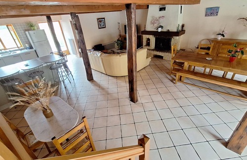 Saint-Gauderic House | GITE BOYER BAS (2-10 pers) With SWIMMING POOL and SPA