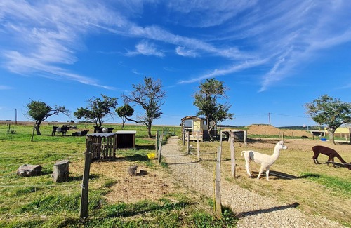 Burthecourt-aux-Chenes Cottage | Gite Burthecourt-aux-Chênes, 1 bedroom, 4 persons