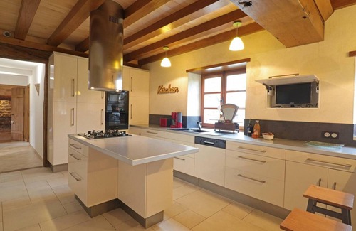 Ceauce Cottage | Gite Ceaucé, 5 bedrooms, 15 persons