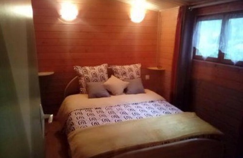 Montaiguet-en-Forez Ski Chalet | Gite chalet tout confort et au calme à Montaiguët en Forez