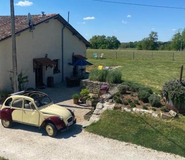 Laprade House | Gite Charbonnaud