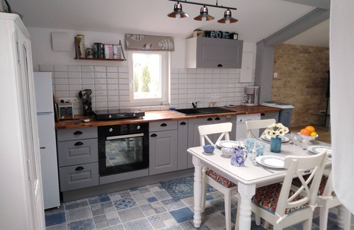 Saint-Avit-Saint-Nazaire House | gite de charme dans longère viticole
