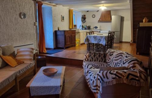 Montredon-Labessonnie House | Gite de Granquié Le Four à Pain