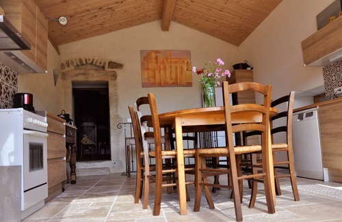 Creysseilles House | GITE DES JEUNES PIERRES CHARM AND NATURE