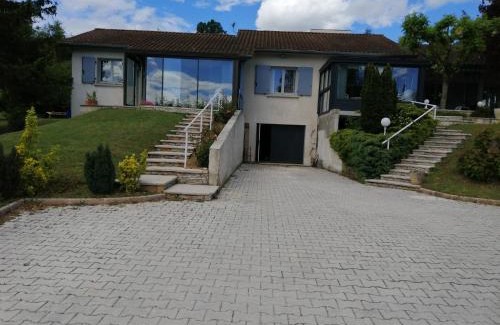Saint-Lattier House | Gite des Reguinelles