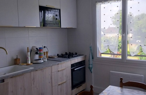 Lacapelle-Viescamp House | Gite Detached house sleeps 6 Pets welcome Wifi lake 10mn