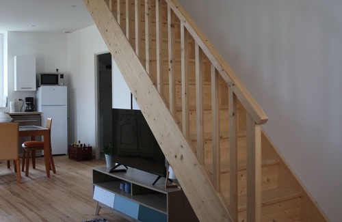 Arudy Apartment | Gîte du canal du moulin, in the heart of the village of Arudy in the Ossau Valley
