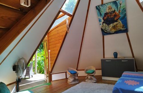 Pointe-Noire Ski Chalet | Gite du Manial Tipi bois Danse du Soleil