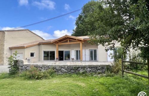 Roquefeuil House | Gite du tatou
