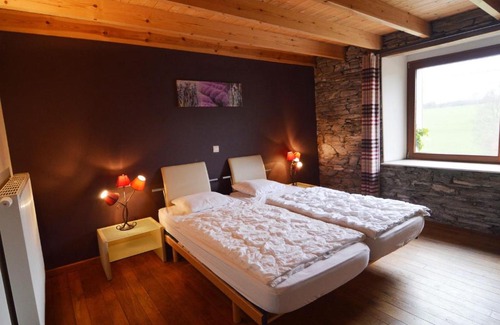 Neufchateau House | Gite for person with reduced mobility with outdoor pool