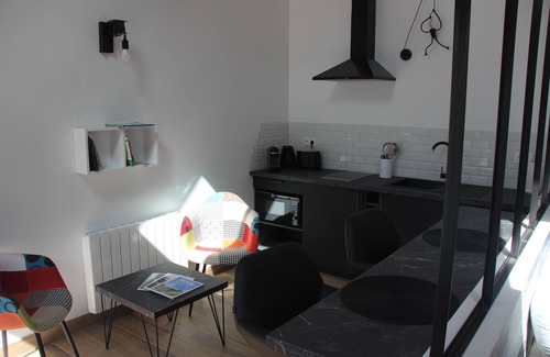 Saint-Quentin-en-Tourmont Apartment | Gîte L'Ancienne Écurie 100 m from the entrance to Parc du Marquenterre