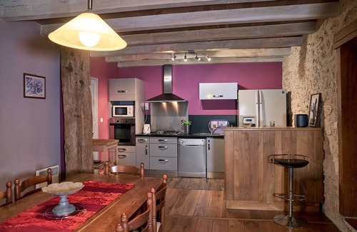 Saint-Pierre-de-Cole Cottage | Gite in Perigord. (youtube) gite les gardes