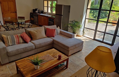 Boisset-et-Gaujac House | Gite in South of France
