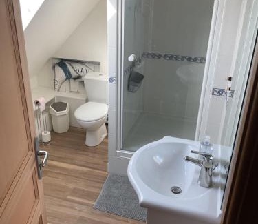 Livry House | Gite " La petite maison"