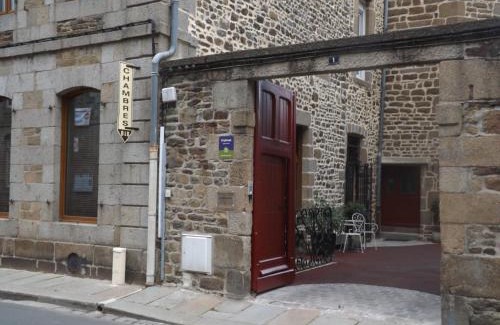 Centre ville - Urbanistes Apartment | GITE LARIBOISIERE PLAIN-PIED en REZ DE CHAUSSEE