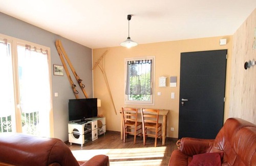 Lavigerie Cottage | Gite Lavigerie, 2 bedrooms, 4 persons