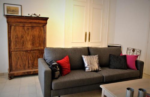 Lorcy Apartment | Gite Le Cerf Pantin