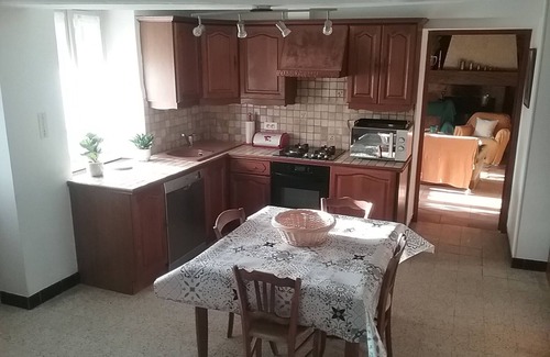 Laives Cottage | Gite le Clos du bief ideal for family or friends